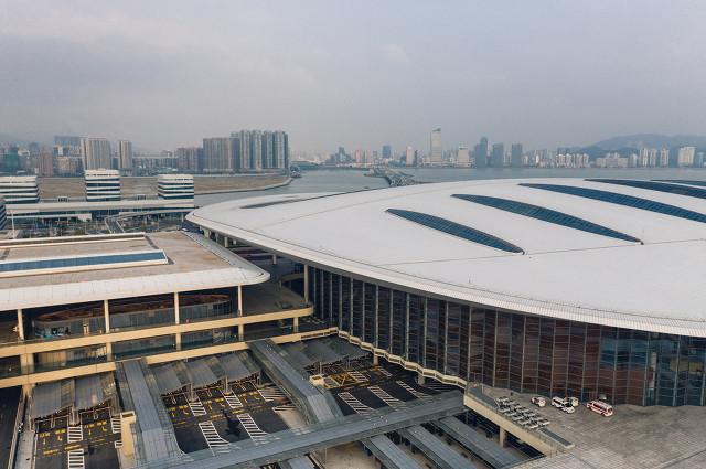 ����ݺ�˫���ˮ��Ϳ�ϵ���ȱ��